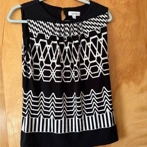 Calvin Klein Geometric Print Sleeveless Blouse - Medium